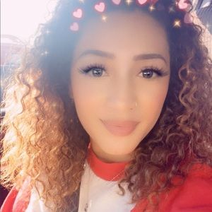 Meet your Posher, Briana